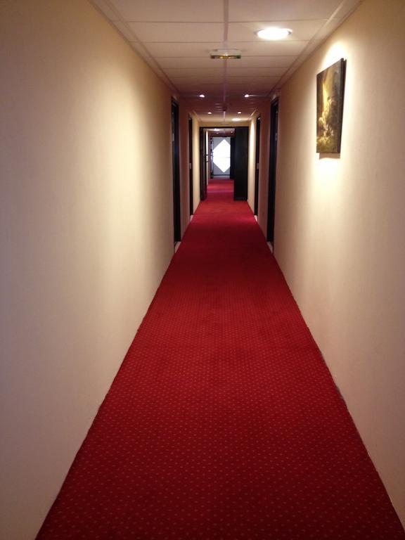 Les 4 Vallees Hotel Albertville Exterior foto
